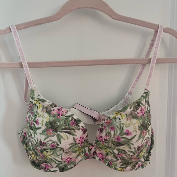 Victoria's Secret Other - Victoria's Secret Green and Pink Floral Bra